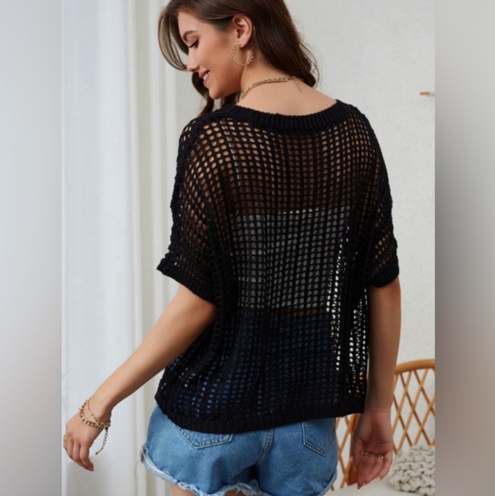 Crochet Open Weave Knit Eggshell Black Bohemian Top, Fishnet - Picture 7 of 12